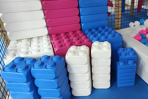 Zona de piezas creativas tipo lego en Yuncos para niños